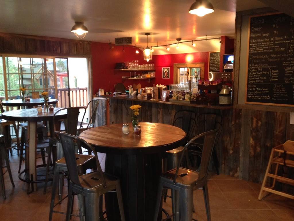 Rock Creek Tavern & Pizzeria | restaurant | 6 Ski Rd E, Allenspark, CO 80510, USA | 3037479000 OR +1 303-747-9000