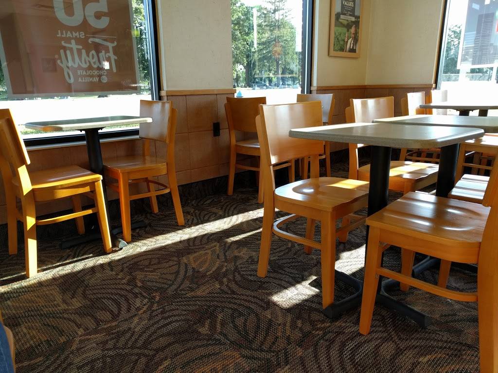 Wendys | restaurant | 4116 W Roosevelt Rd, Hillside, IL 60162, USA | 7085477847 OR +1 708-547-7847