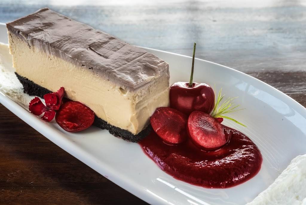 Waterleaf Restaurant & Bar | restaurant | 223 Andover Park E, Tukwila, WA 98188, USA | 2062787800 OR +1 206-278-7800