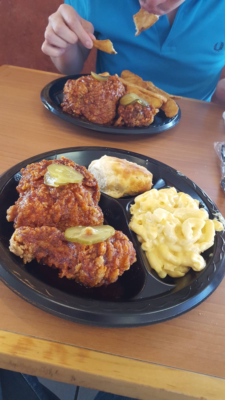 KFC | restaurant | 4702 NW Cache Rd, Lawton, OK 73505, USA | 5803552229 OR +1 580-355-2229