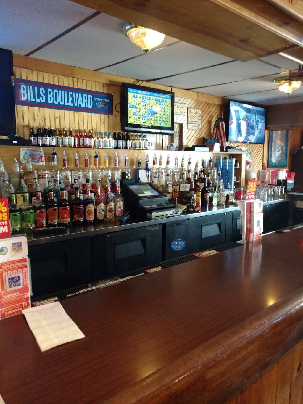 Genes Junkyard Bar & Grill | restaurant | 501 Young St, Tonawanda, NY 14150, USA | 7167431866 OR +1 716-743-1866