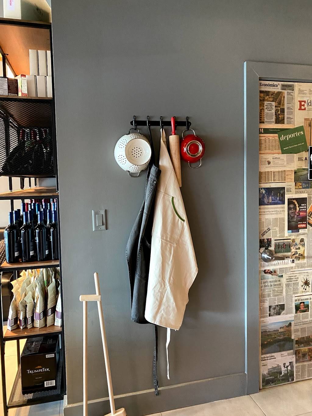 MERCADO BIEN NUESTRO | restaurant | 1916 Weston Rd, Weston, FL 33326, USA | 7542269485 OR +1 754-226-9485