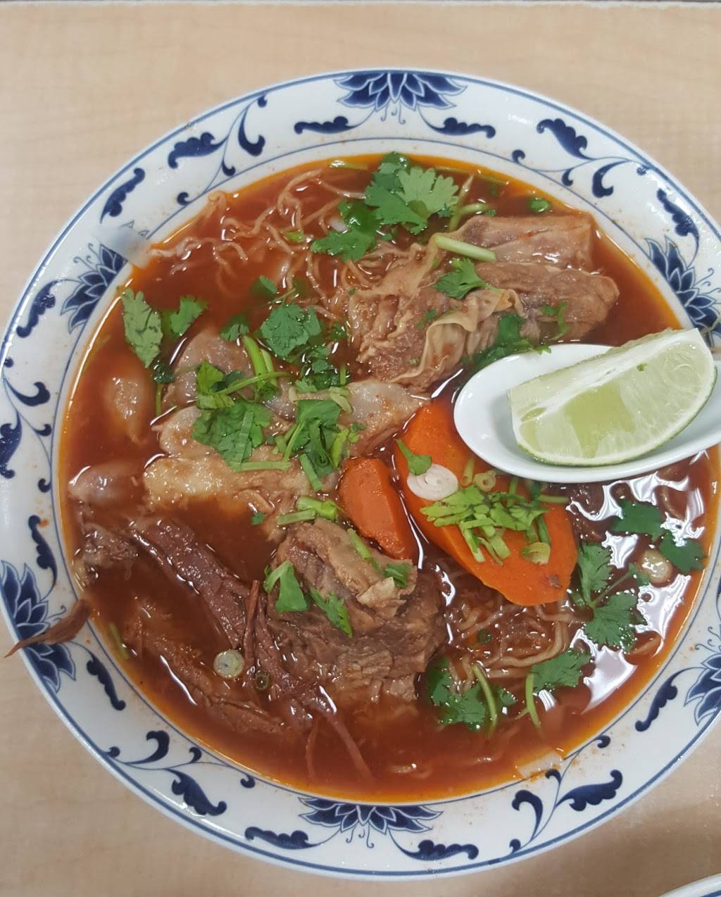 T K Noodles 12 | restaurant | 6930 65th St # 131, Sacramento, CA 95823, USA | 9164226000 OR +1 916-422-6000