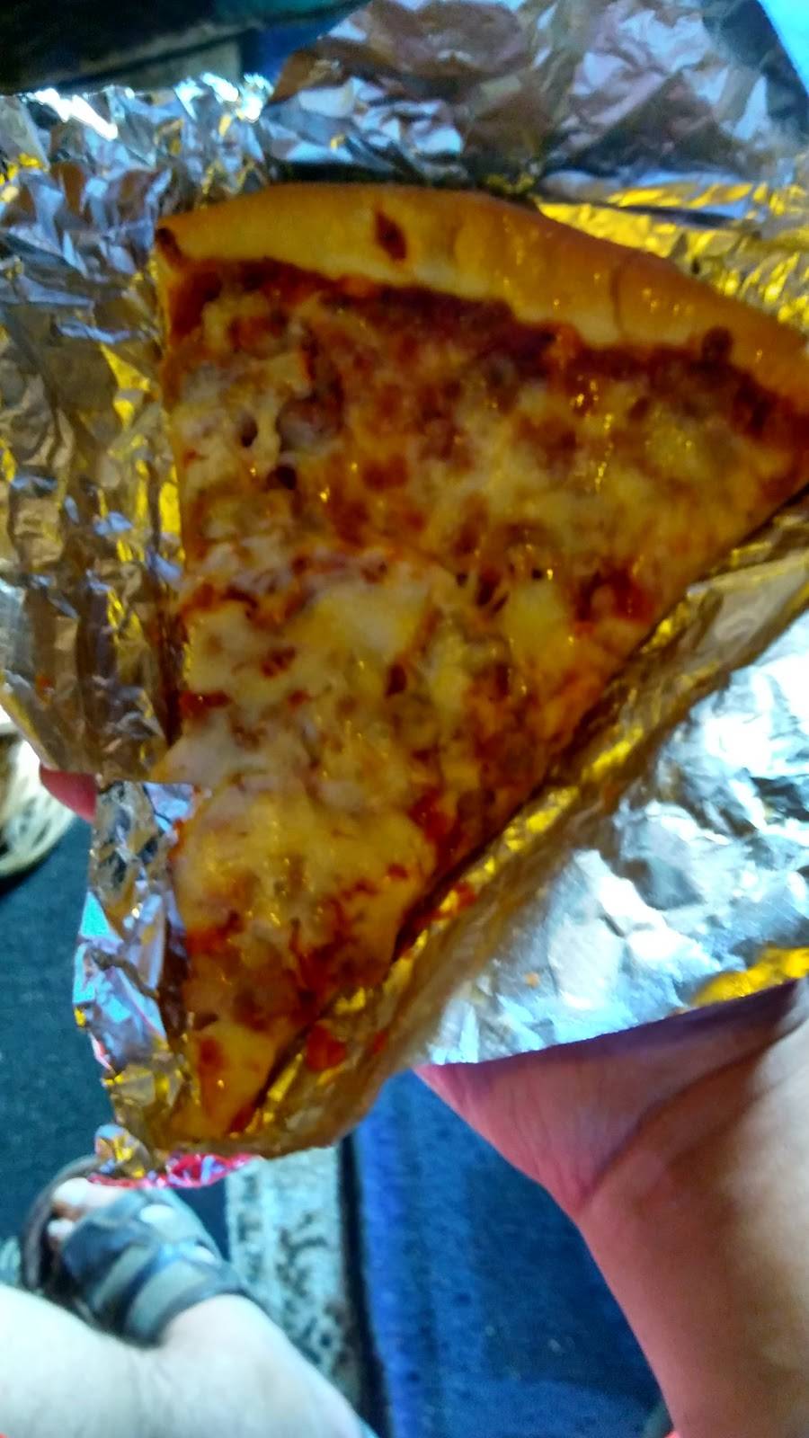 Contes Pizza | restaurant | 8512 S Pulaski Rd, Chicago, IL 60652, USA | 7735824111 OR +1 773-582-4111