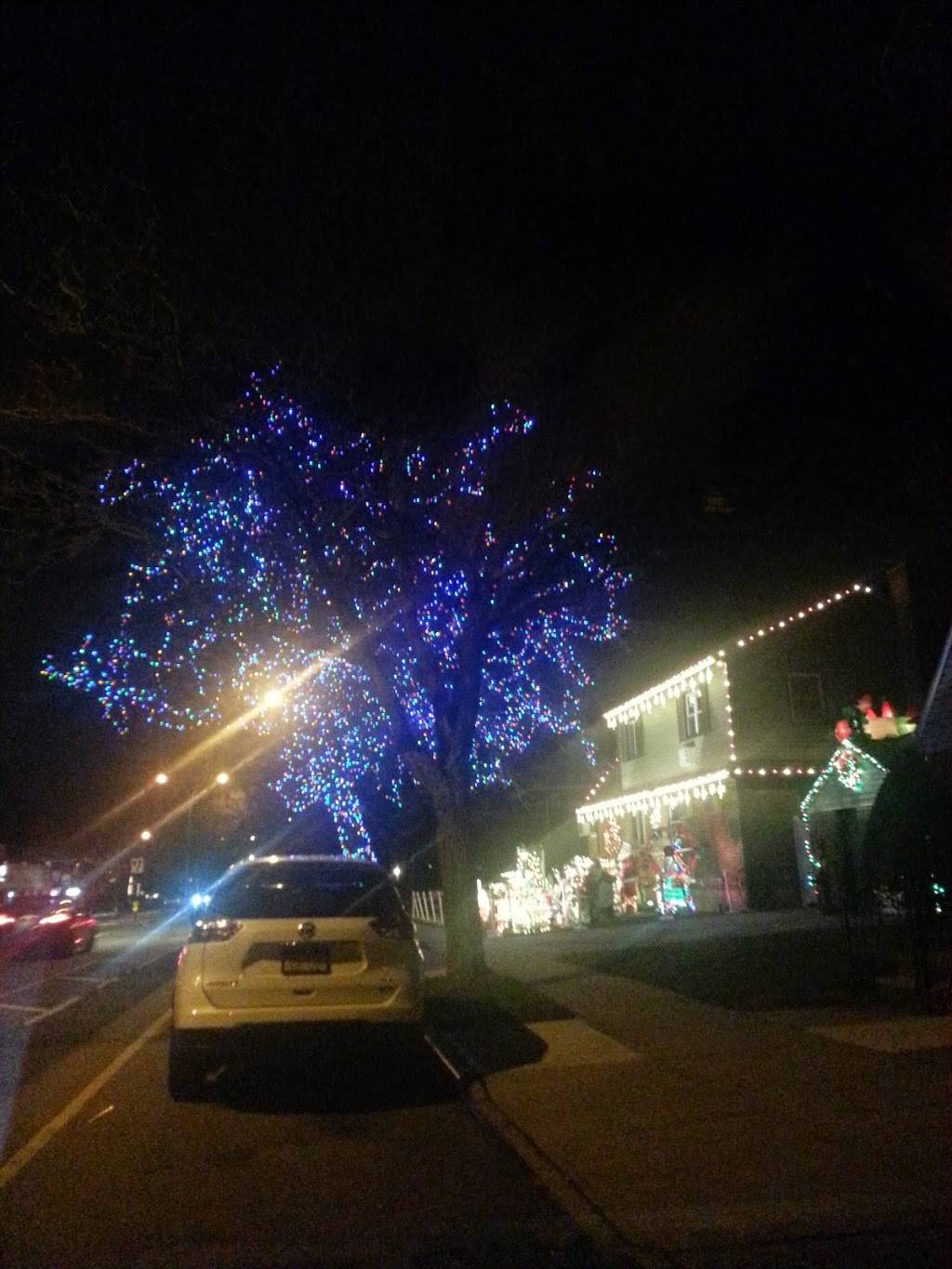 Keilly | restaurant | 21-40 Utopia Parkway, Whitestone, NY 11357, USA | 7183521201 OR +1 718-352-1201