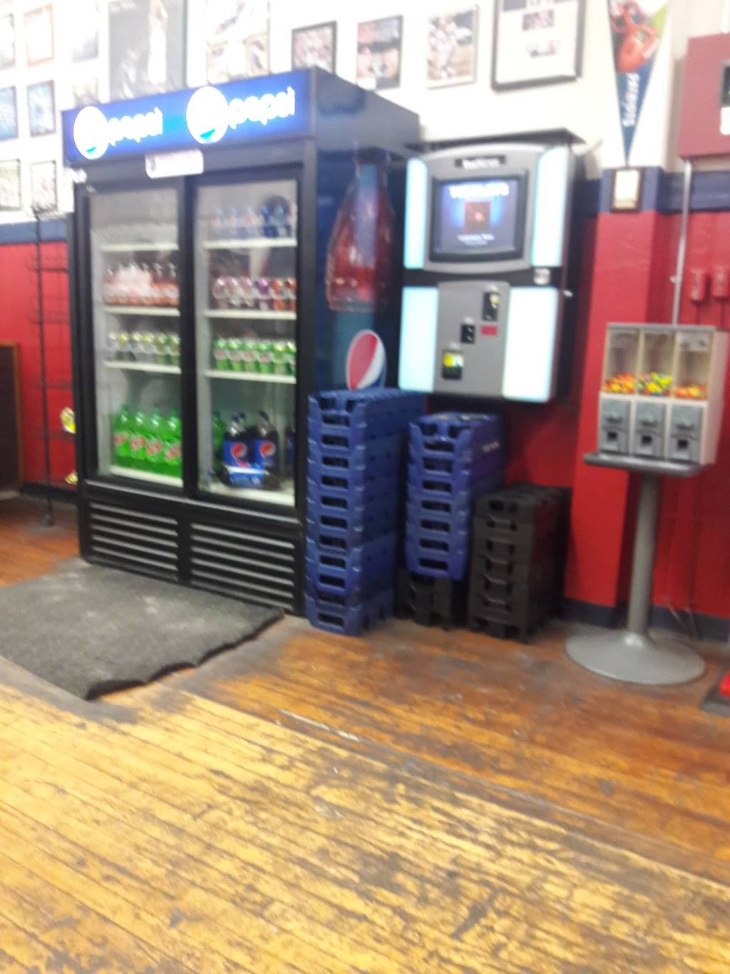 World Famous Pizza & Subs | meal delivery | 1114 Acushnet Ave, New Bedford, MA 02746, USA | 7749920638 OR +1 774-992-0638