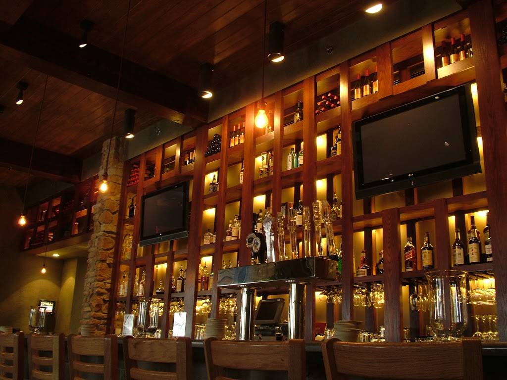 FireWorks Restaurant | restaurant | 5750 S 86th St #6053, Lincoln, NE 68526, USA | 4024345644 OR +1 402-434-5644