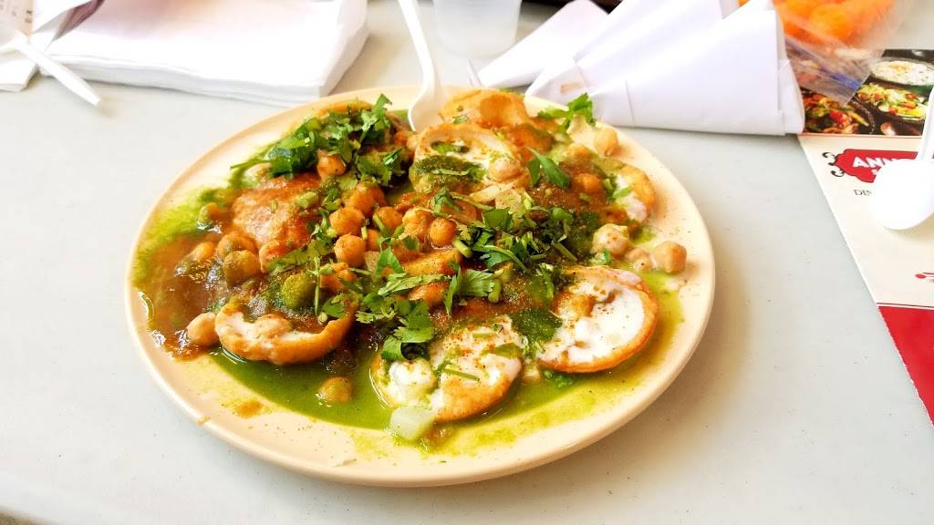 Annapurna Simply Vegetarian | restaurant | 2608 W Devon Ave, Chicago, IL 60659, USA | 7737641858 OR +1 773-764-1858