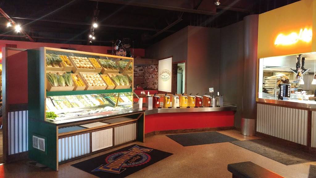 Fuddruckers | restaurant | 8941 N Black Canyon Hwy, Phoenix, AZ 85021, USA | 6028701111 OR +1 602-870-1111