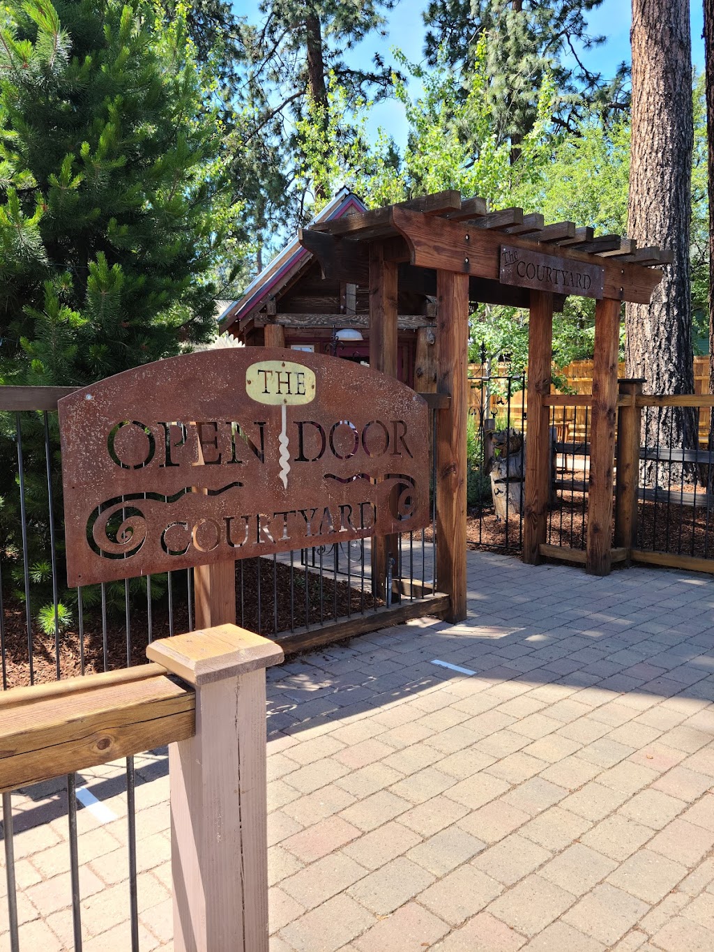 The Open Door | restaurant | 303 W Hood Ave, Sisters, OR 97759, USA | 5415496076 OR +1 541-549-6076