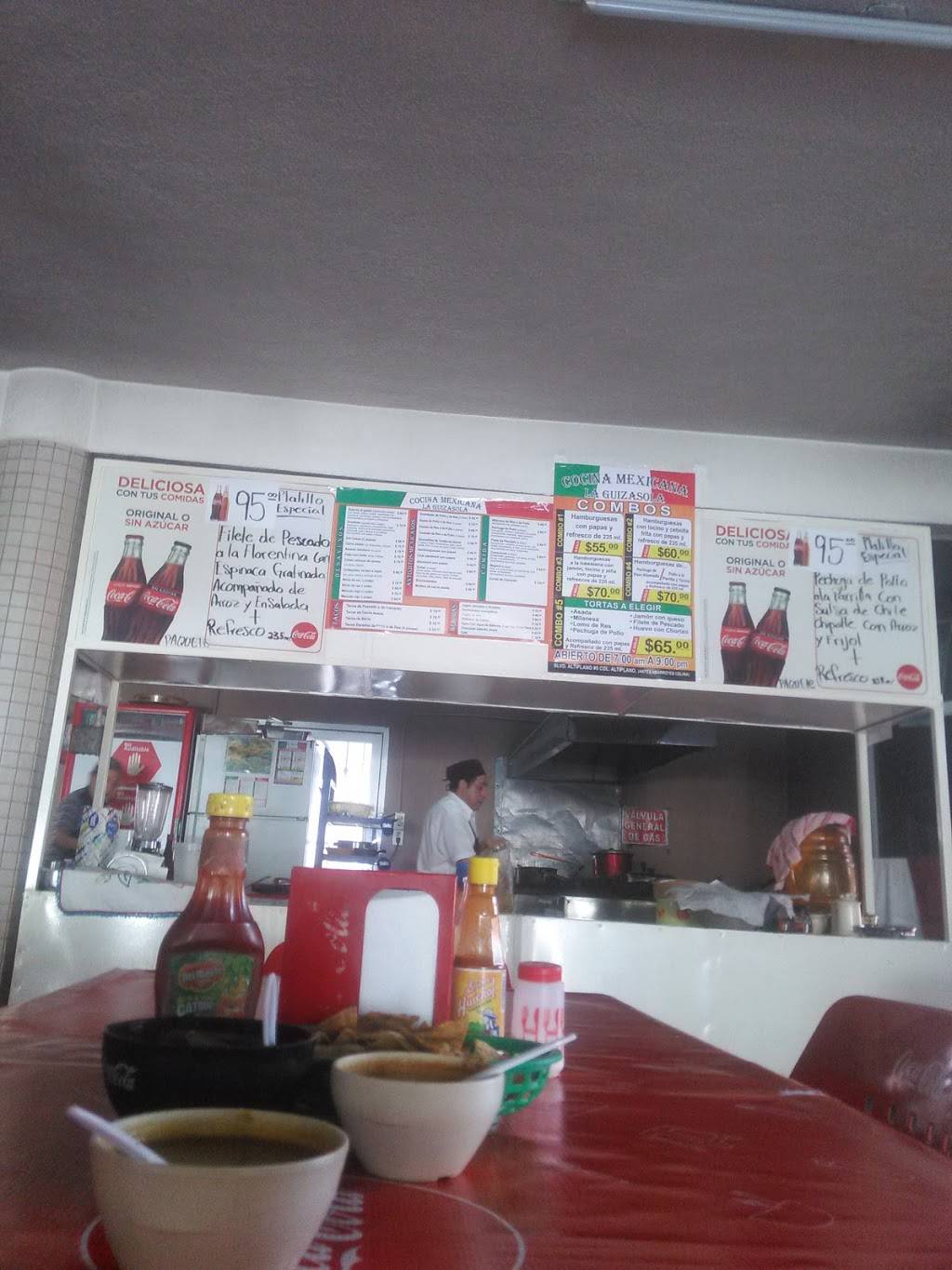 La guizasola | restaurant | Blvd. Altiplano #5, Ejido Matamoros, 22224 Tijuana, B.C., Mexico | 0446645049441 OR +52 1 664 504 9441