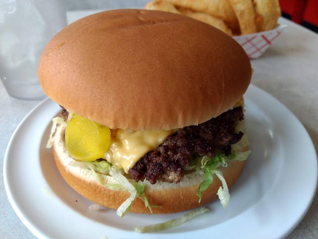 Bobs Hamburg | restaurant | 1351 East Ave, Akron, OH 44307, USA | 3302532627 OR +1 330-253-2627