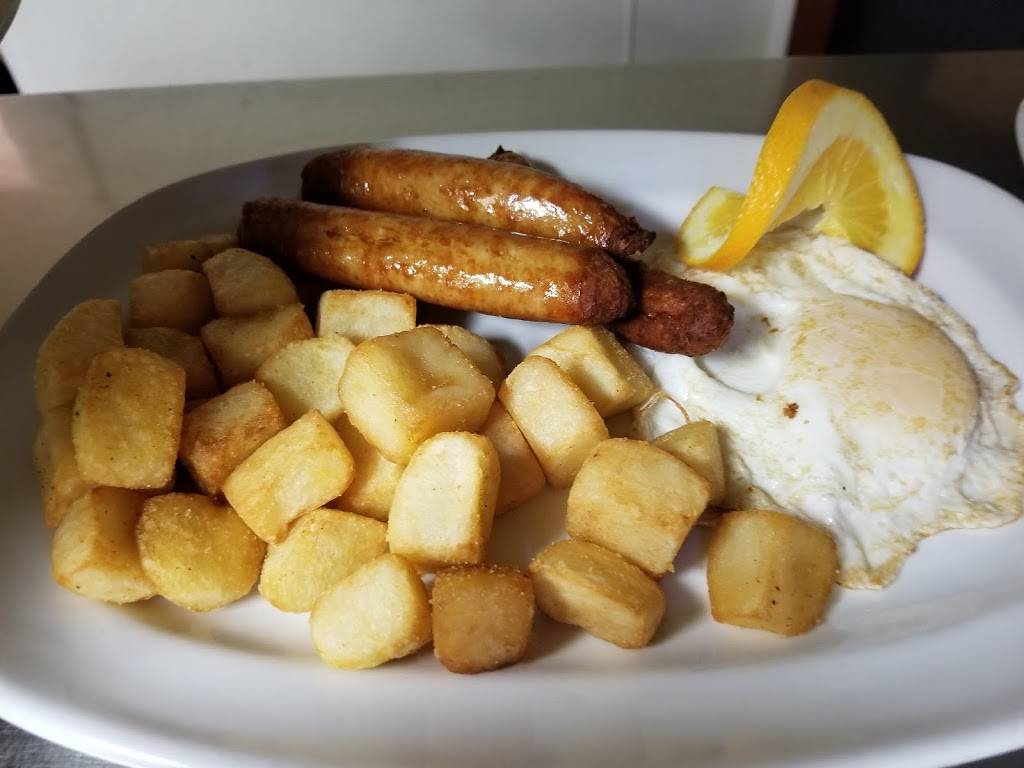 Skeeter Barlows | restaurant | 97 Main St S, Forest, ON N0N 1J0, Canada | 5197863535 OR +1 519-786-3535