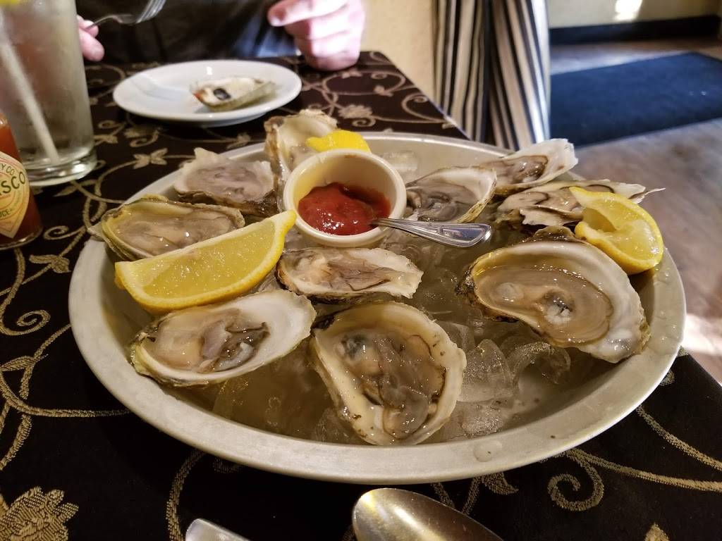 Linguines Italian Restaurant | restaurant | 257 N Front St, Belleville, ON K8P 3C2, Canada | 6139625444 OR +1 613-962-5444