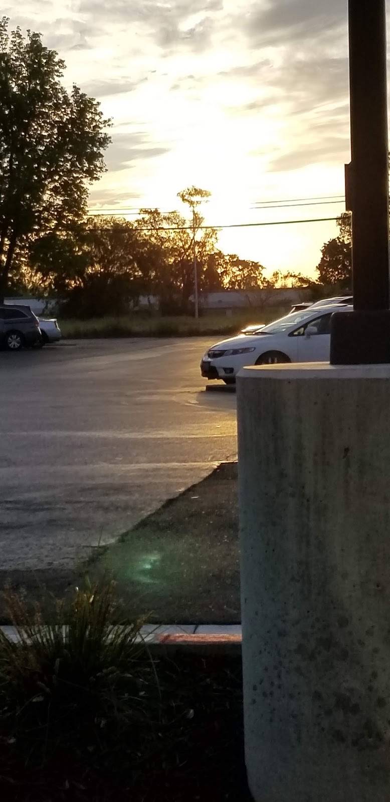 Starbucks | cafe | 1339 Florin Rd #102, Sacramento, CA 95831, USA | 9162121708 OR +1 916-212-1708