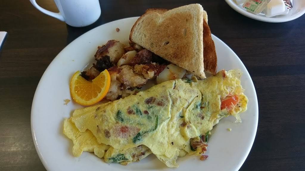 Crabapples | meal takeaway | 553 Palmer Ave, Falmouth, MA 02540, USA | 5085483355 OR +1 508-548-3355