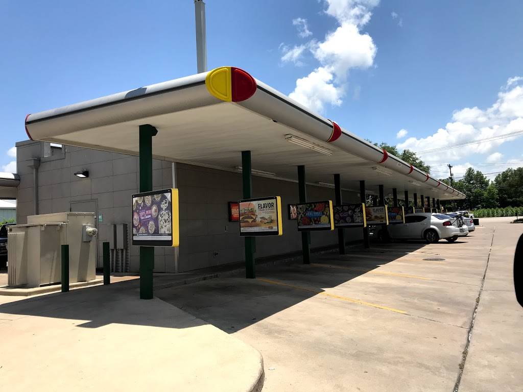 Sonic Drive-In | restaurant | 955 US-90, Castroville, TX 78009, USA | 8309316363 OR +1 830-931-6363