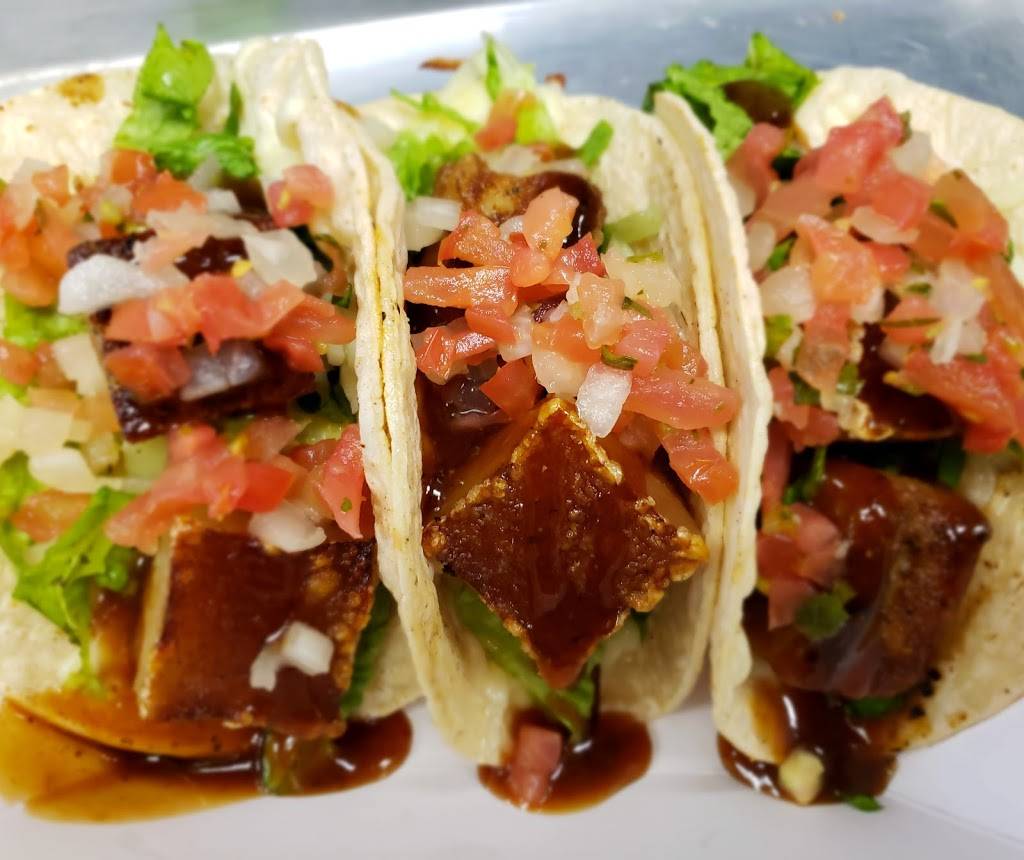 Bells Kitchen And Smokehouse | restaurant | 976 Hempstead Turnpike, Franklin Square, NY 11010, USA | 5164923557 OR +1 516-492-3557