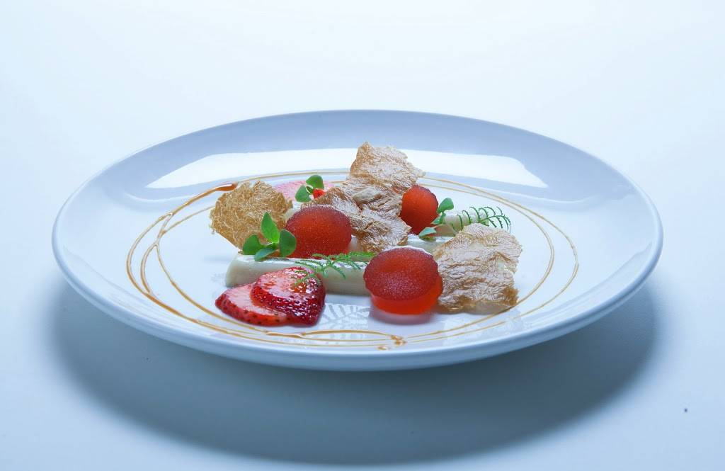 The Fitz | restaurant | 2308 W Wisconsin Ave, Milwaukee, WI 53233, USA | 4143455015 OR +1 414-345-5015