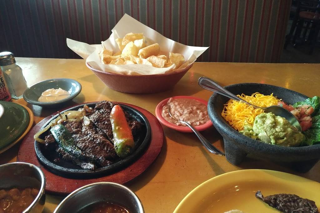 Lupe Tortilla | restaurant | 19437 I-45, Shenandoah, TX 77385, USA | 2812985274 OR +1 281-298-5274