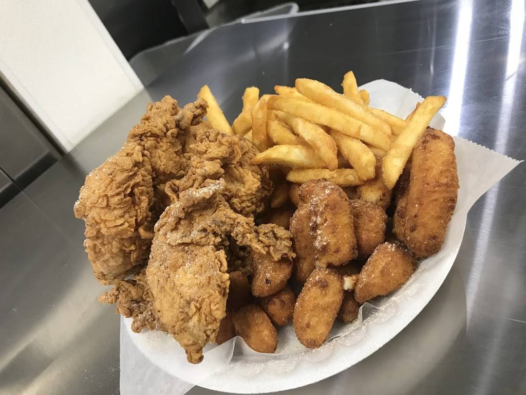 Hooks Fish And Chips | restaurant | 7639 Jolly Ln, Brooklyn Park, MN 55428, USA | 7632700062 OR +1 763-270-0062