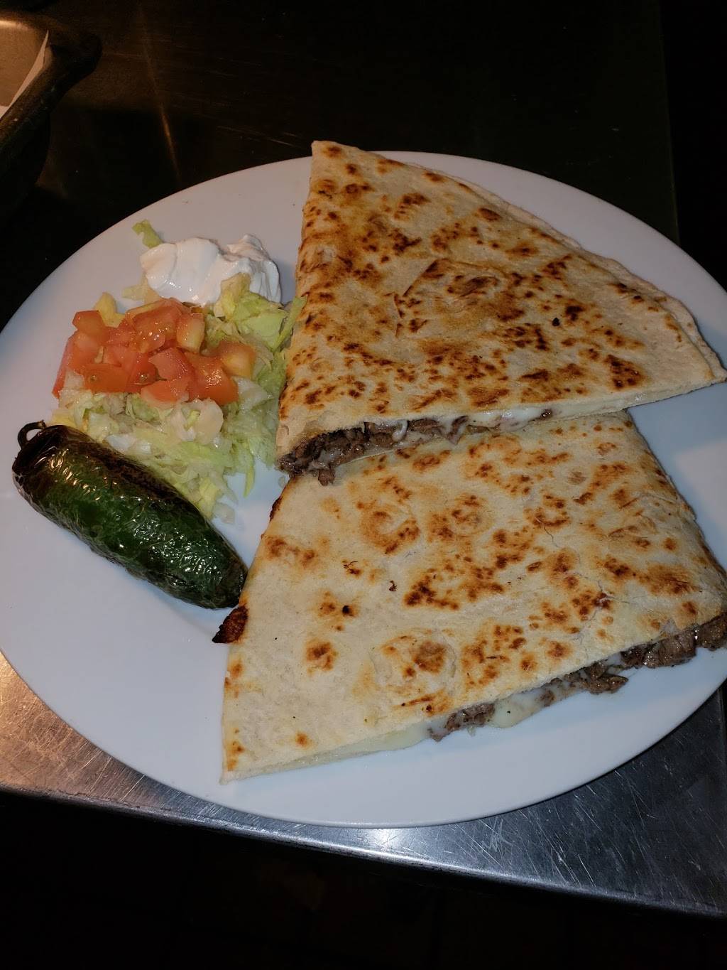 El Potrillo Mexican Grill | restaurant | 101 B St, Taft, CA 93268, USA | 6617454861 OR +1 661-745-4861