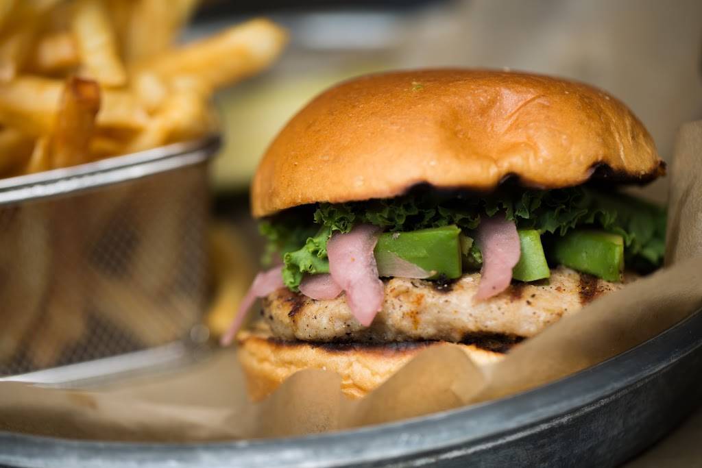 Brewhouse Historical Sports Bar | restaurant | 315 Chestnut St, St. Louis, MO 63102, USA | 3142593270 OR +1 314-259-3270