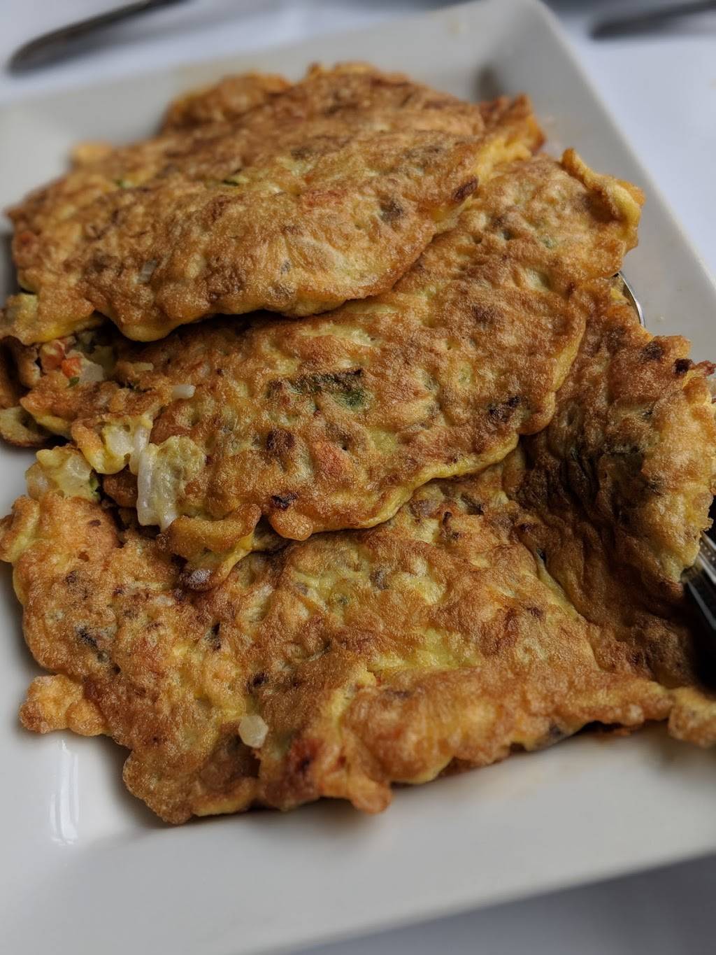 New Moon Restaurant | restaurant | 7620 Beach Blvd, Buena Park, CA 90620, USA | 7145629940 OR +1 714-562-9940