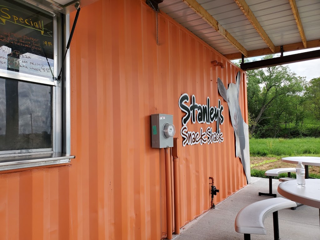 Stanleys Snack Shack | restaurant | 18057 Mahogany Rd, Honey Creek, IA 51542, USA | 4026900178 OR +1 402-690-0178