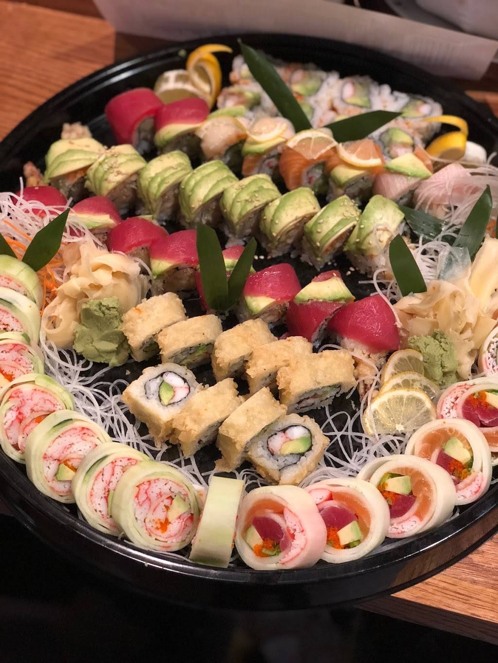 Hais Sushi & Pho | restaurant | 2617 8th Ave S #112, Nashville, TN 37204, USA | 6157605800 OR +1 615-760-5800