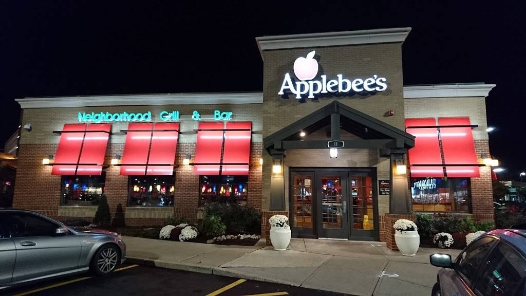 Applebees Grill + Bar | restaurant | 11A Allstate Rd, Dorchester, MA 02125, USA | 6174427139 OR +1 617-442-7139