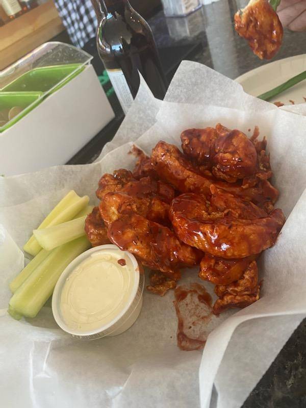 Wing-itz Hampton | restaurant | 603 Lafayette Rd, Hampton, NH 03842, USA | 6036016258 OR +1 603-601-6258
