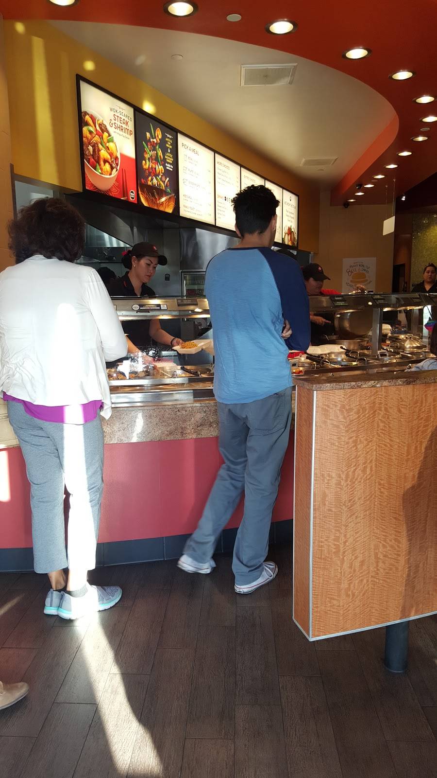 Panda Express | meal takeaway | 15528 Whittier Blvd, Whittier, CA 90603, USA | 5629477679 OR +1 562-947-7679