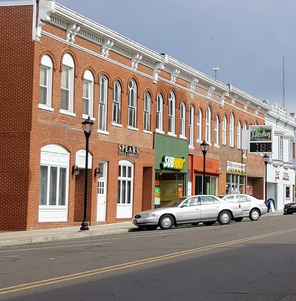 Subway | restaurant | 216 S Main St, Hillsboro, IL 62049, USA | 2175325942 OR +1 217-532-5942