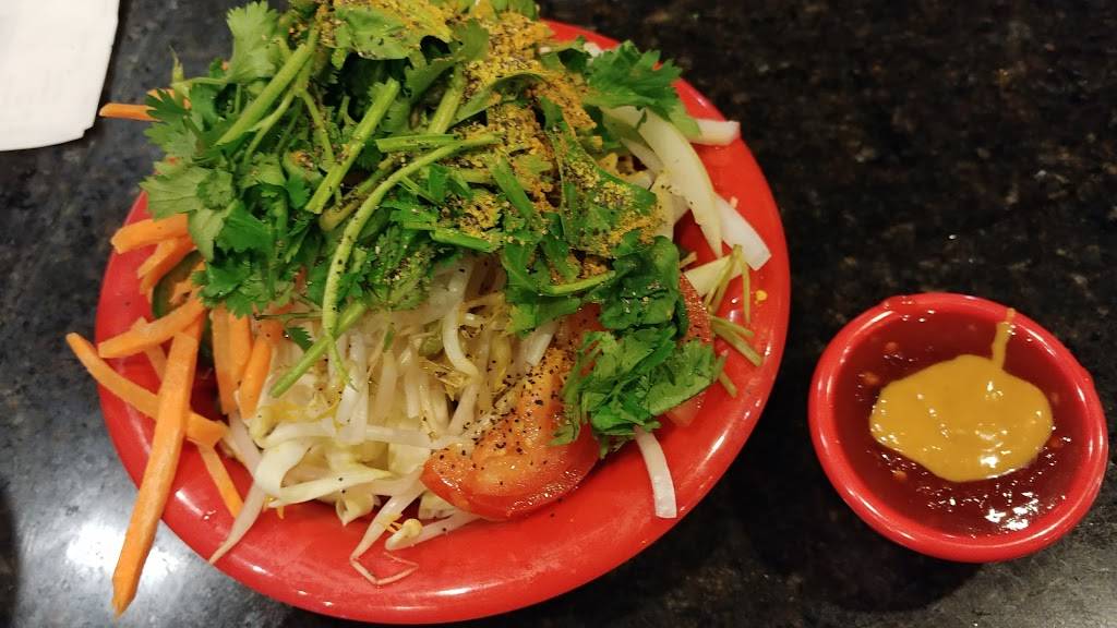 Gobi Mongolian Grill and Asian Diner | restaurant | 717 N Interstate 35 #100, Denton, TX 76205, USA | 9403876666 OR +1 940-387-6666