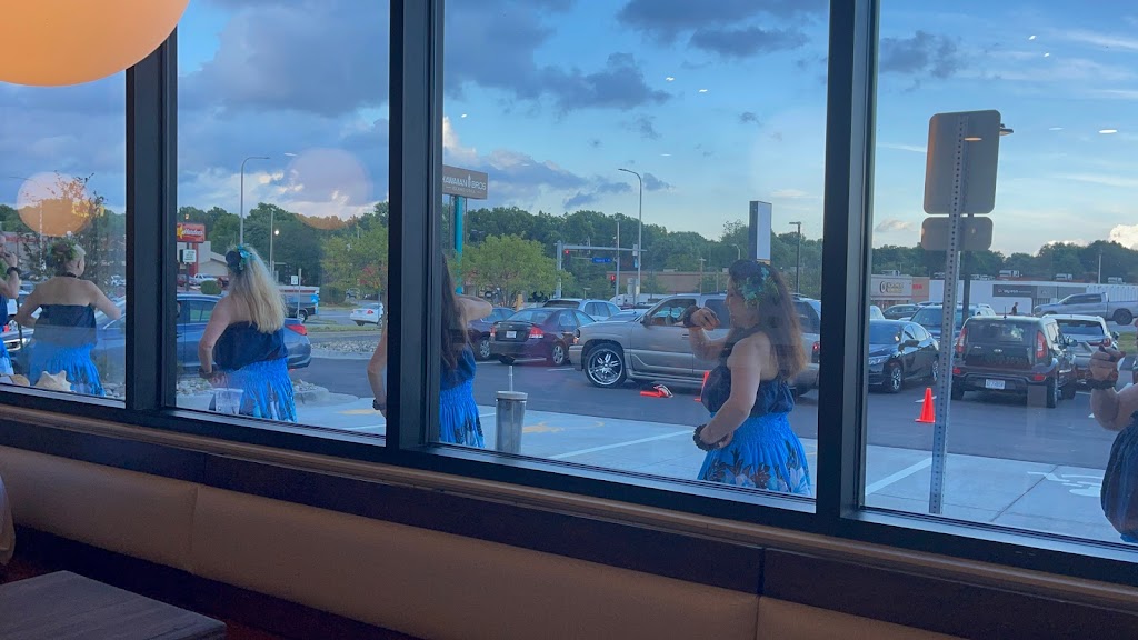 Hawaiian Bros Island Grill | restaurant | 4030 S Noland Rd, Independence, MO 64055, USA | 8165216545 OR +1 816-521-6545