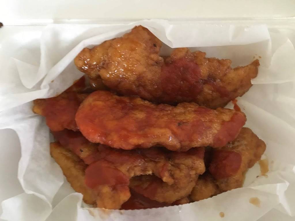 Wing Madness | restaurant | 168 Burnside Ave, East Hartford, CT 06108, USA | 8602910623 OR +1 860-291-0623