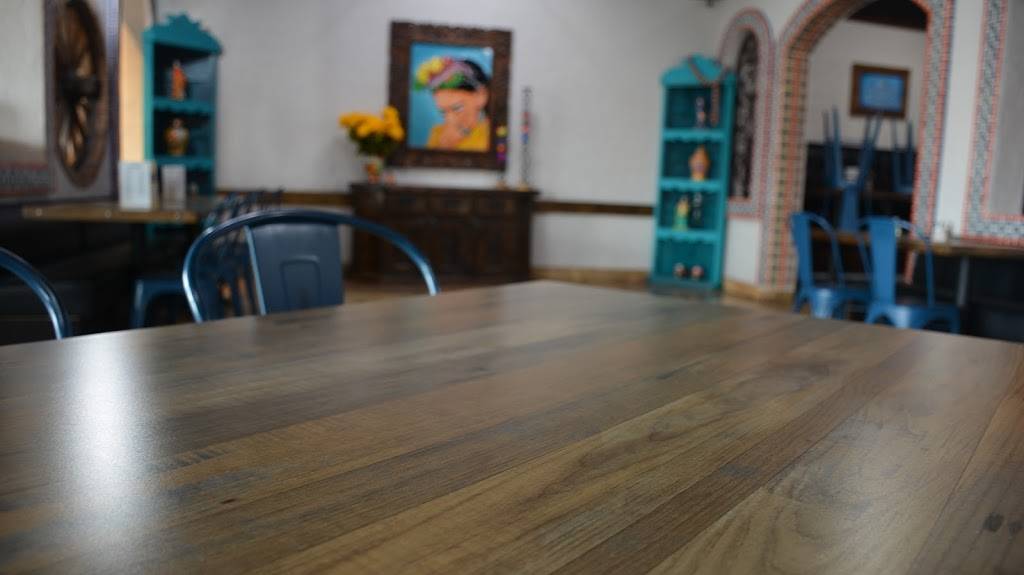 El Zócalo Grill & Cantina | restaurant | 566 Lilac St, Lino Lakes, MN 55014, USA | 6515288854 OR +1 651-528-8854