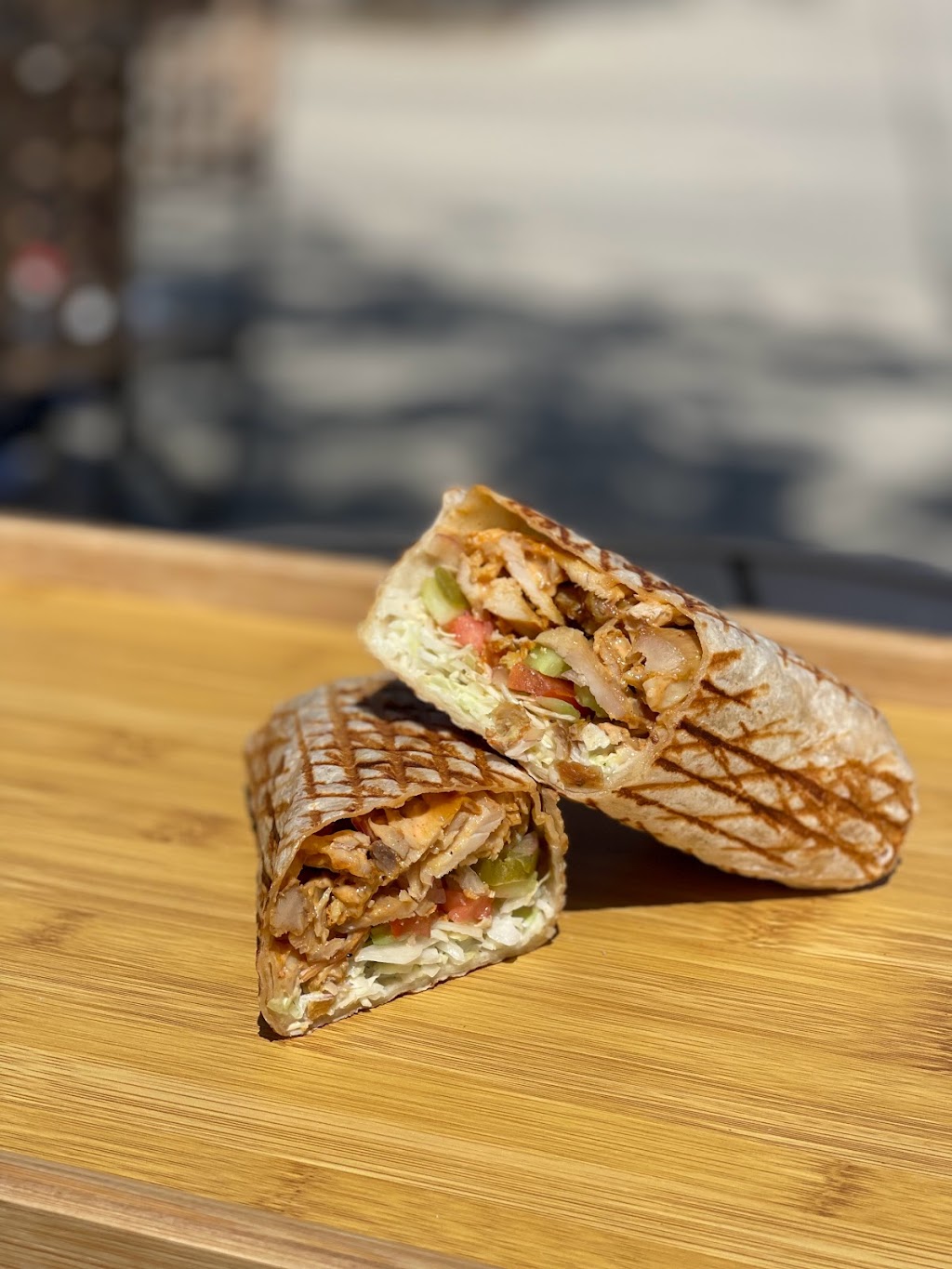 NAVAT SHAWARMA | restaurant | 12122 Magnolia Blvd, Valley Village, CA 91607, USA | 7472653211 OR +1 747-265-3211