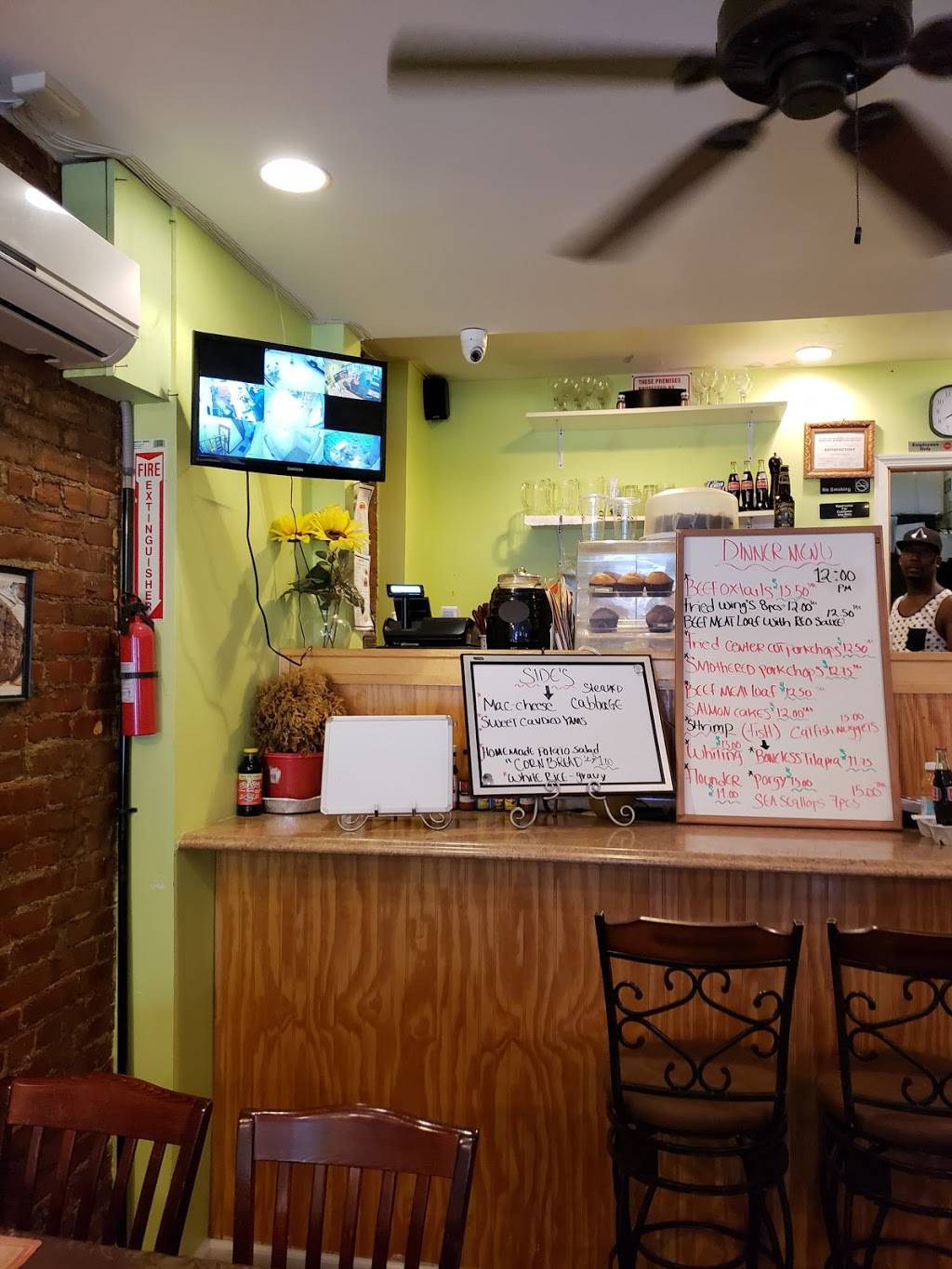 Shawns Table | restaurant | 271 Ocean Ave, Jersey City, NJ 07305, USA | 2016687149 OR +1 201-668-7149