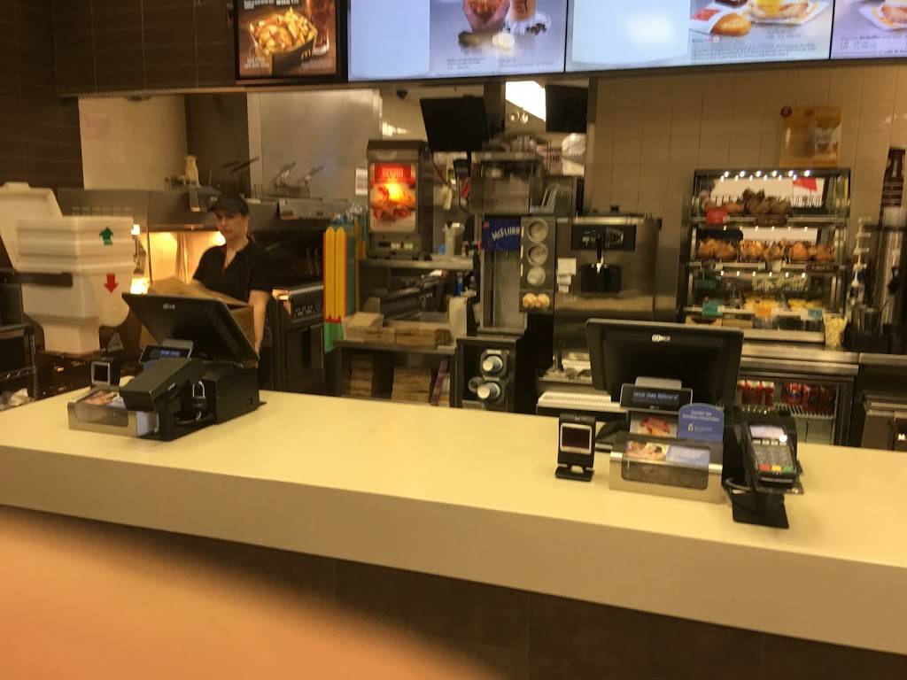 McDonalds | cafe | 3050 Autoroute Félix-Leclerc, Vaudreuil-Dorion, QC J7V 0H1, Canada | 4504244059 OR +1 450-424-4059