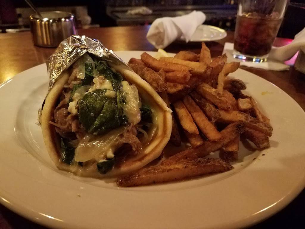 Johnnys Fine Food & Spirits | restaurant | 7807 Market St, Boardman, OH 44512, USA | 3307588262 OR +1 330-758-8262