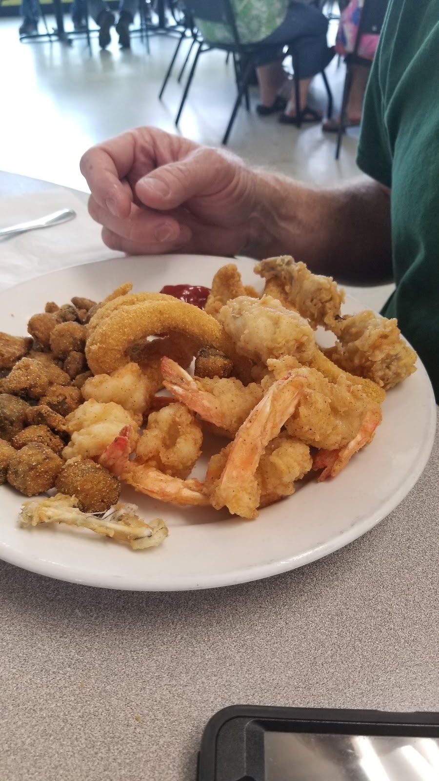 Country Vittles | restaurant | 301 Main St, Crossett, AR 71635, USA | 8703043504 OR +1 870-304-3504