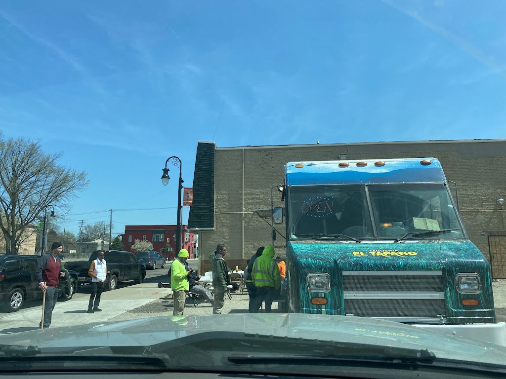 Tacos El Tapatio | restaurant | 4049 Vernor Hwy, Detroit, MI 48209, USA | 3133756973 OR +1 313-375-6973