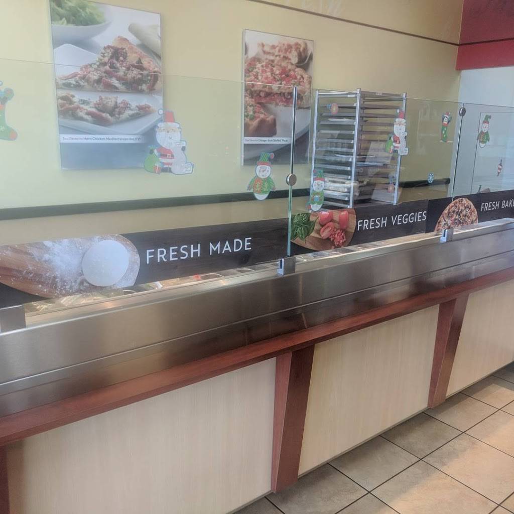 Papa Murphys Take N Bake Pizza | meal takeaway | 1945 S Sheridan Blvd #104, Denver, CO 80227, USA | 3039808022 OR +1 303-980-8022