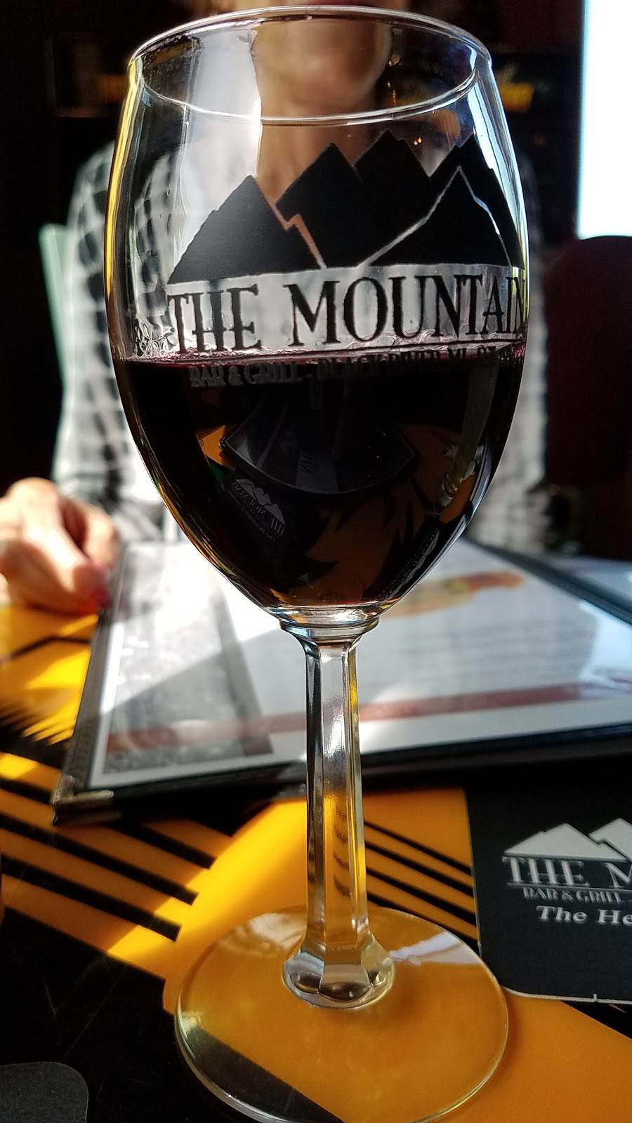 Mountain Inn Inc | restaurant | 5495 US-23, Black River, MI 48721, USA | 9894712066 OR +1 989-471-2066