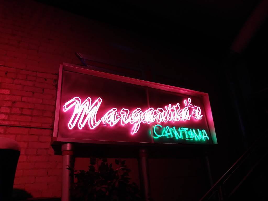 Margaritas Cantina | restaurant | 3109 E Douglas Ave, Wichita, KS 67211, USA | 3166822299 OR +1 316-682-2299