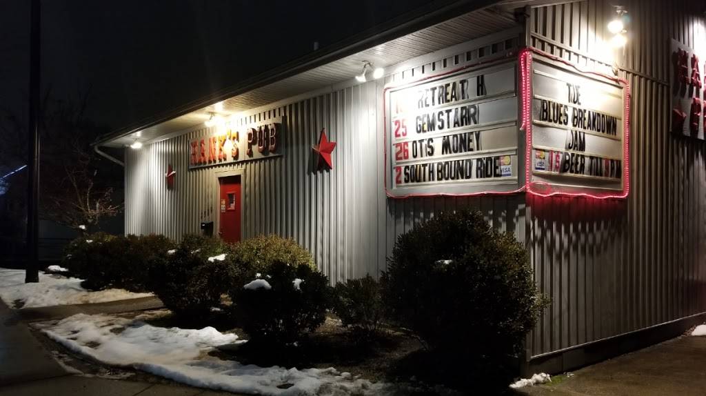 Hanks Pub & Patio | restaurant | 2529 Patterson Rd, Dayton, OH 45420, USA | 9372547527 OR +1 937-254-7527