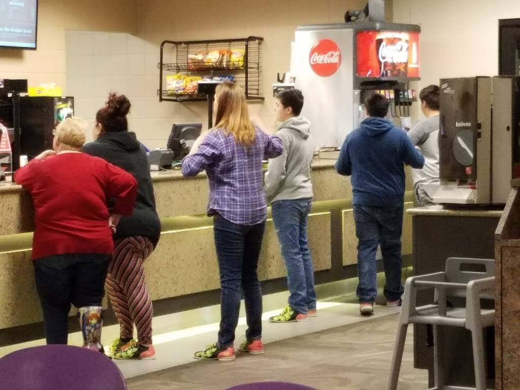 Stars and Strikes Bowling Center | restaurant | 311 W Martin St #1934, Scott AFB, IL 62225, USA | 6182564054 OR +1 618-256-4054