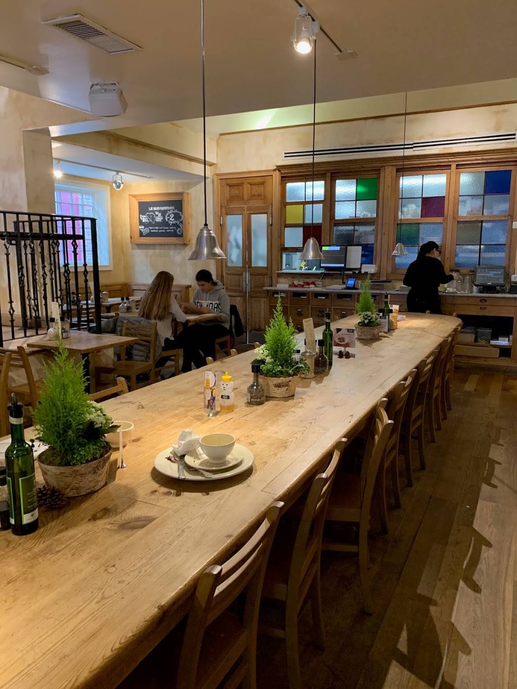 Le Pain Quotidien | restaurant | 81 Elm St, New Canaan, CT 06840, USA | 2039204143 OR +1 203-920-4143